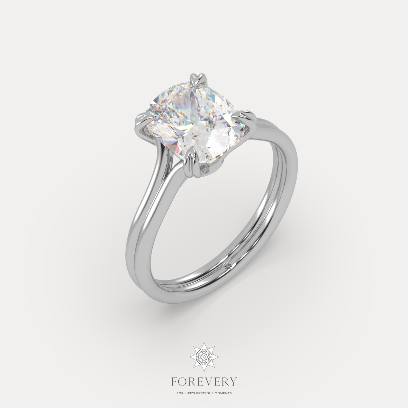 18K WHITE GOLD Cushion Cut Diamond Solitaire Engagament Ring