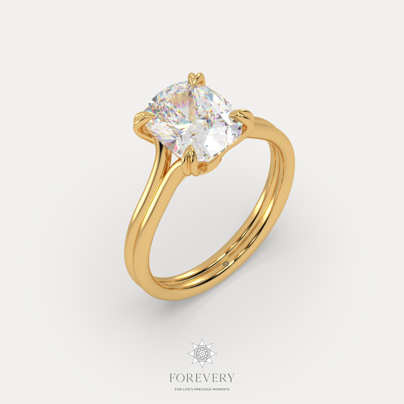 18K YELLOW GOLD Cushion Cut Diamond Solitaire Engagament Ring